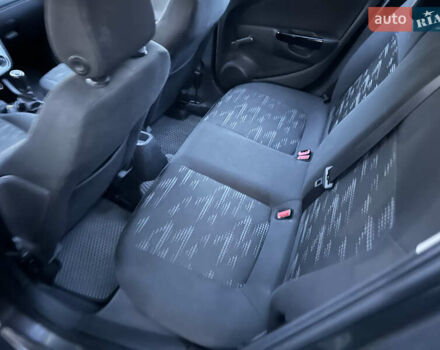 Сірий Опель Корса, об'ємом двигуна 1.25 л та пробігом 230 тис. км за 4200 $, фото 10 на Automoto.ua