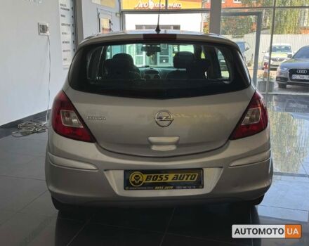 Серый Опель Корса, объемом двигателя 1 л и пробегом 180 тыс. км за 5600 $, фото 5 на Automoto.ua