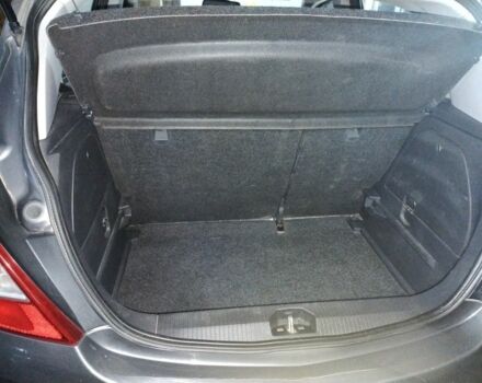 Сірий Опель Корса, об'ємом двигуна 1.2 л та пробігом 218 тис. км за 5800 $, фото 5 на Automoto.ua