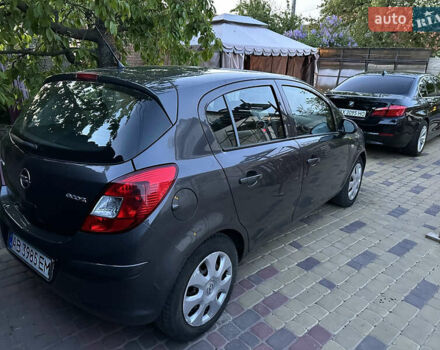 Сірий Опель Корса, об'ємом двигуна 1.25 л та пробігом 230 тис. км за 4200 $, фото 3 на Automoto.ua