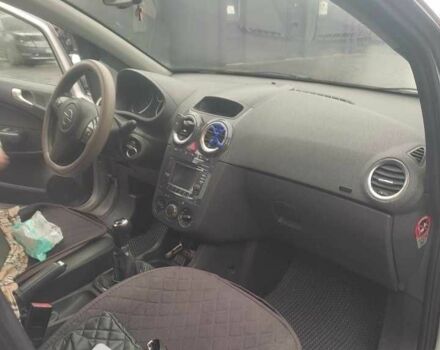 Серый Опель Корса, объемом двигателя 1.2 л и пробегом 325 тыс. км за 4800 $, фото 7 на Automoto.ua