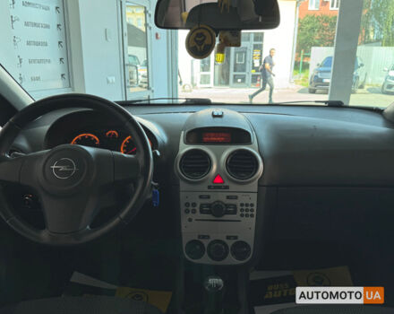Серый Опель Корса, объемом двигателя 1 л и пробегом 180 тыс. км за 5600 $, фото 14 на Automoto.ua