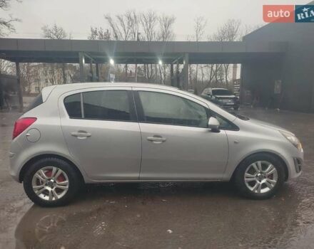 Серый Опель Корса, объемом двигателя 1.25 л и пробегом 325 тыс. км за 4800 $, фото 5 на Automoto.ua