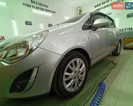 Сірий Опель Корса, об'ємом двигуна 1.25 л та пробігом 200 тис. км за 5800 $, фото 3 на Automoto.ua