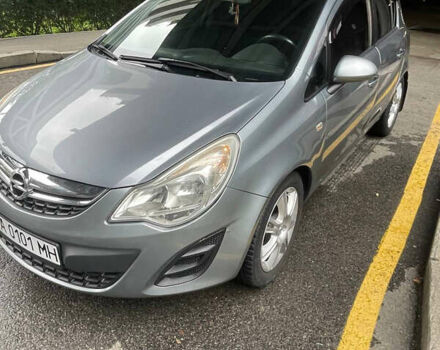 Сірий Опель Корса, об'ємом двигуна 1.3 л та пробігом 250 тис. км за 5650 $, фото 2 на Automoto.ua