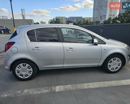 Сірий Опель Корса, об'ємом двигуна 1.3 л та пробігом 176 тис. км за 5300 $, фото 5 на Automoto.ua