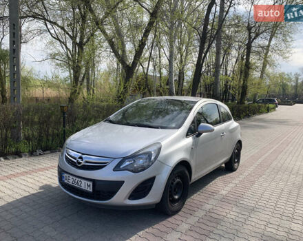 Серый Опель Корса, объемом двигателя 1.3 л и пробегом 225 тыс. км за 5200 $, фото 11 на Automoto.ua