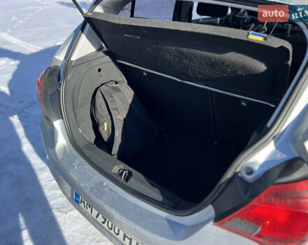 Серый Опель Корса, объемом двигателя 1.25 л и пробегом 230 тыс. км за 7200 $, фото 19 на Automoto.ua