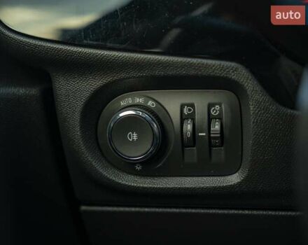 Сірий Опель Корса, об'ємом двигуна 1.2 л та пробігом 123 тис. км за 12900 $, фото 17 на Automoto.ua