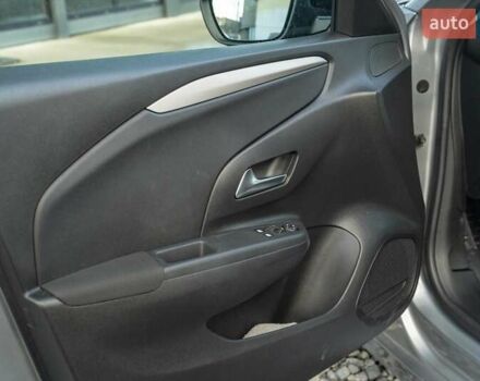 Сірий Опель Корса, об'ємом двигуна 1.2 л та пробігом 123 тис. км за 12900 $, фото 33 на Automoto.ua