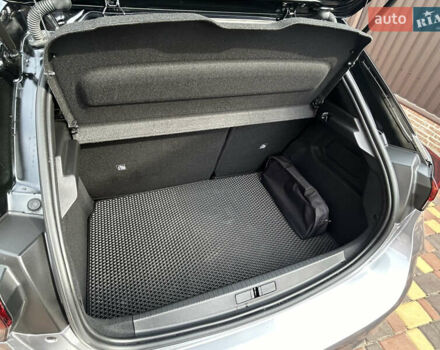 Серый Опель Корса, объемом двигателя 1.2 л и пробегом 35 тыс. км за 16900 $, фото 6 на Automoto.ua