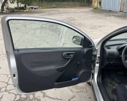 Серый Опель Корса, объемом двигателя 1 л и пробегом 150 тыс. км за 3300 $, фото 7 на Automoto.ua