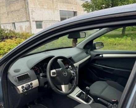 Опель Корса 2007 в Хусте на Automoto.ua Серый Опель Корса, объемом двигателя 1.6 л и пробегом 250 тыс. км за 3000 $, фото 6 на Automoto.ua