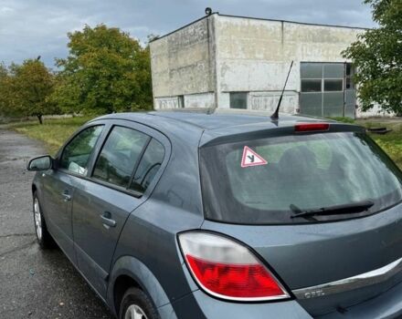 Опель Корса 2007 в Хусте на Automoto.ua Серый Опель Корса, объемом двигателя 1.6 л и пробегом 250 тыс. км за 3000 $, фото 2 на Automoto.ua