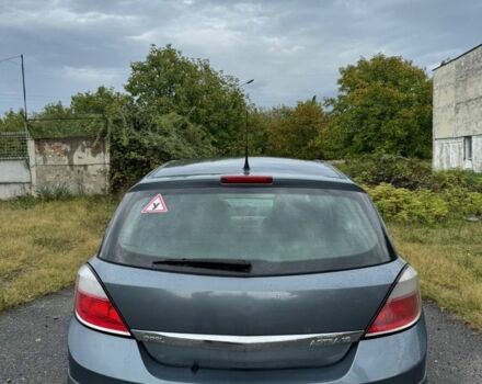 Опель Корса 2007 в Хусте на Automoto.ua Серый Опель Корса, объемом двигателя 1.6 л и пробегом 250 тыс. км за 3000 $, фото 1 на Automoto.ua