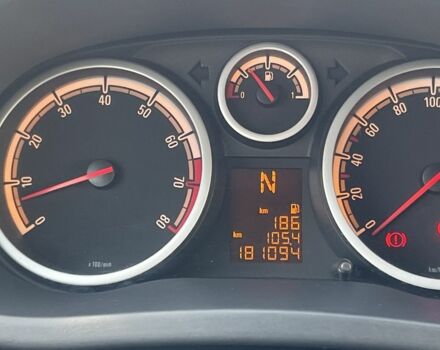 Серый Опель Корса, объемом двигателя 1.2 л и пробегом 181 тыс. км за 4799 $, фото 15 на Automoto.ua