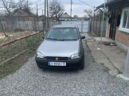 Опель Корса 1994 в Александрие на Automoto.ua Серый Опель Корса, объемом двигателя 1.4 л и пробегом 320 тыс. км за 2000 $, фото 1 на Automoto.ua