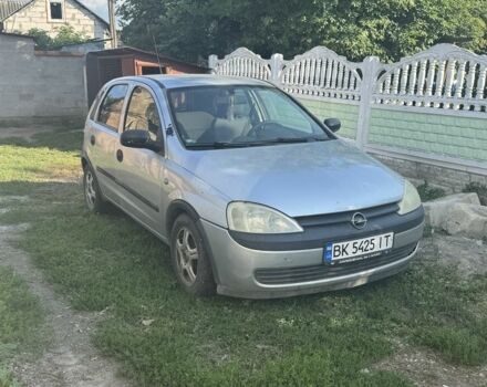 Сірий Опель Корса, об'ємом двигуна 1 л та пробігом 222 тис. км за 2002 $, фото 1 на Automoto.ua