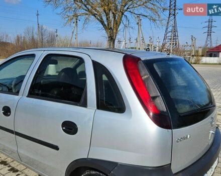 Серый Опель Корса, объемом двигателя 1.7 л и пробегом 239 тыс. км за 1550 $, фото 1 на Automoto.ua