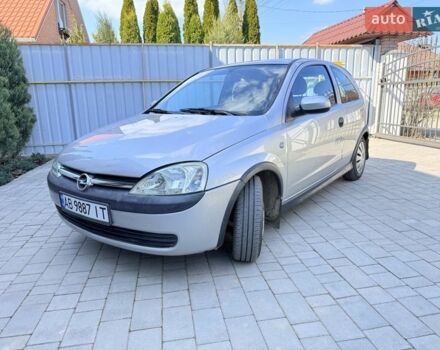 Серый Опель Корса, объемом двигателя 1.2 л и пробегом 160 тыс. км за 3500 $, фото 1 на Automoto.ua