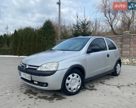 Серый Опель Корса, объемом двигателя 1 л и пробегом 290 тыс. км за 2400 $, фото 1 на Automoto.ua