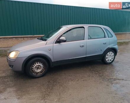 Сірий Опель Корса, об'ємом двигуна 1.2 л та пробігом 300 тис. км за 2700 $, фото 1 на Automoto.ua