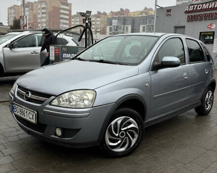 Серый Опель Корса, объемом двигателя 1 л и пробегом 137 тыс. км за 3600 $, фото 1 на Automoto.ua