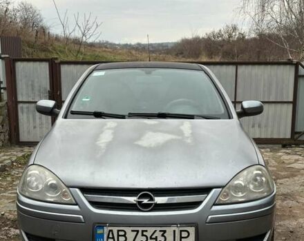 Серый Опель Корса, объемом двигателя 1 л и пробегом 216 тыс. км за 3800 $, фото 1 на Automoto.ua