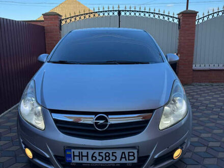 Серый Опель Корса, объемом двигателя 1.36 л и пробегом 208 тыс. км за 5200 $, фото 1 на Automoto.ua