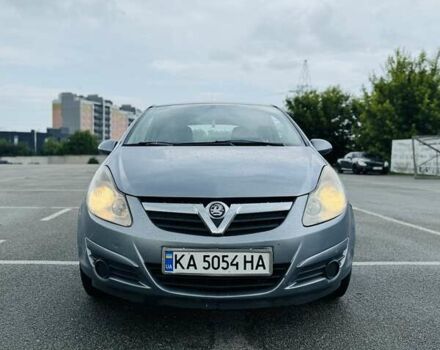 Серый Опель Корса, объемом двигателя 1 л и пробегом 172 тыс. км за 3250 $, фото 1 на Automoto.ua
