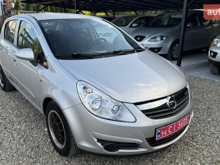 Опель Корса 2008 в Калуше на Automoto.ua Серый Опель Корса, объемом двигателя 1.23 л и пробегом 180 тыс. км за 3999 $, фото 1 на Automoto.ua