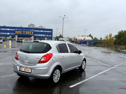 Опель Корса 2008 в Киеве на Automoto.ua Серый Опель Корса, объемом двигателя 1.2 л и пробегом 250 тыс. км за 3500 $, фото 1 на Automoto.ua