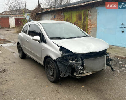 Серый Опель Корса, объемом двигателя 1.2 л и пробегом 200 тыс. км за 2300 $, фото 1 на Automoto.ua