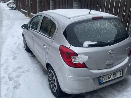 Серый Опель Корса, объемом двигателя 1.25 л и пробегом 245 тыс. км за 4400 $, фото 1 на Automoto.ua