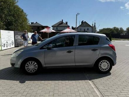 Опель Корса 2009 в Каменце-Подольском на Automoto.ua Серый Опель Корса, объемом двигателя 1.36 л и пробегом 185 тыс. км за 4800 $, фото 1 на Automoto.ua