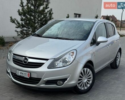 Серый Опель Корса, объемом двигателя 1.4 л и пробегом 166 тыс. км за 7350 $, фото 1 на Automoto.ua