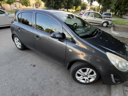 Опель Корса 2011 в Фастове на Automoto.ua Серый Опель Корса, объемом двигателя 1.3 л и пробегом 152 тыс. км за 6000 $, фото 1 на Automoto.ua