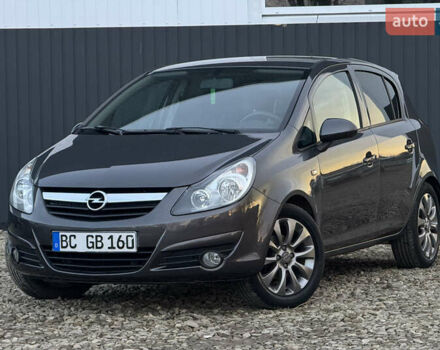 Серый Опель Корса, объемом двигателя 1.4 л и пробегом 203 тыс. км за 6250 $, фото 1 на Automoto.ua