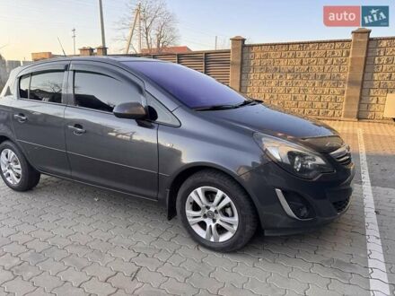 Серый Опель Корса, объемом двигателя 1.25 л и пробегом 240 тыс. км за 5900 $, фото 1 на Automoto.ua