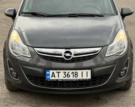 Серый Опель Корса, объемом двигателя 1.28 л и пробегом 241 тыс. км за 6700 $, фото 1 на Automoto.ua