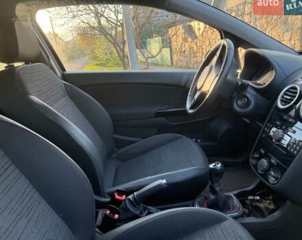 Серый Опель Корса, объемом двигателя 1.4 л и пробегом 182 тыс. км за 5000 $, фото 1 на Automoto.ua