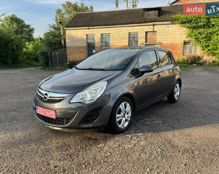 Серый Опель Корса, объемом двигателя 1.3 л и пробегом 218 тыс. км за 6950 $, фото 1 на Automoto.ua