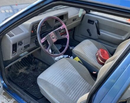 Синий Опель Корса, объемом двигателя 1.3 л и пробегом 51 тыс. км за 1300 $, фото 6 на Automoto.ua