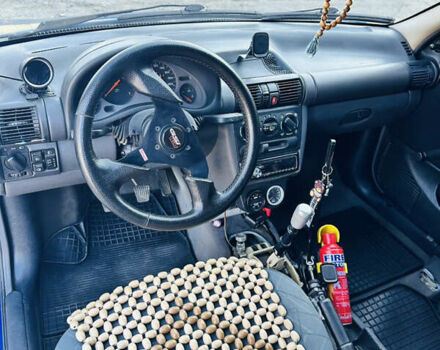 Синий Опель Корса, объемом двигателя 1.2 л и пробегом 100 тыс. км за 5500 $, фото 6 на Automoto.ua