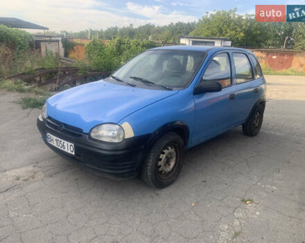 Синий Опель Корса, объемом двигателя 1.5 л и пробегом 293 тыс. км за 1555 $, фото 2 на Automoto.ua
