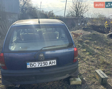 Синий Опель Корса, объемом двигателя 0 л и пробегом 150 тыс. км за 700 $, фото 3 на Automoto.ua