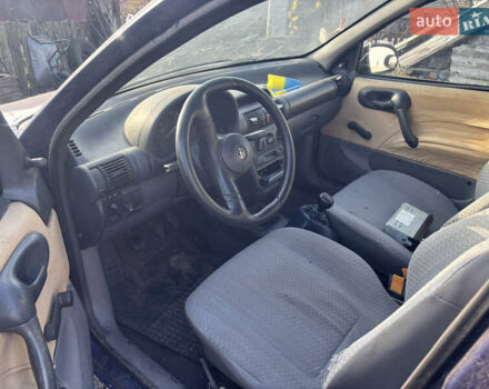 Синий Опель Корса, объемом двигателя 0 л и пробегом 150 тыс. км за 700 $, фото 5 на Automoto.ua