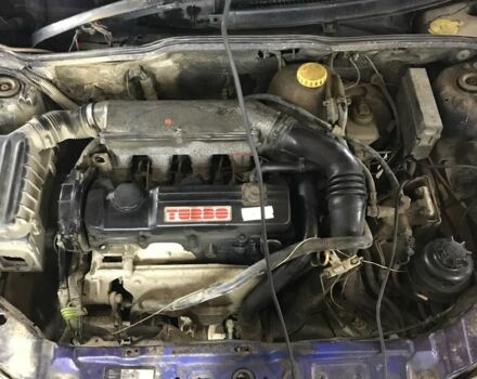 Синий Опель Корса, объемом двигателя 1.5 л и пробегом 185 тыс. км за 475 $, фото 5 на Automoto.ua