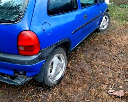 Синій Опель Корса, об'ємом двигуна 1.4 л та пробігом 270 тис. км за 999 $, фото 4 на Automoto.ua