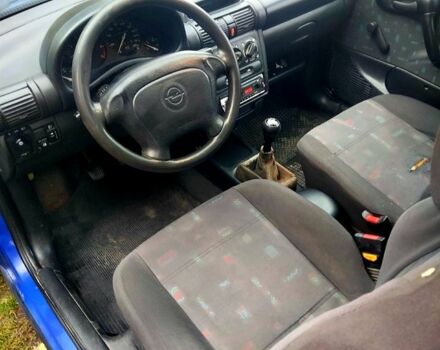 Синій Опель Корса, об'ємом двигуна 1.4 л та пробігом 270 тис. км за 999 $, фото 11 на Automoto.ua